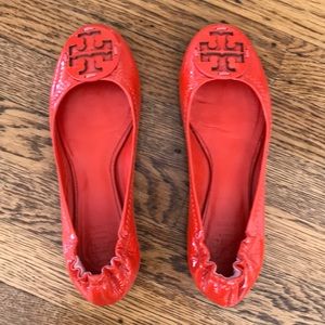 Tory Burch Reva Tumbled Patent Tonal Stitch - 6.5